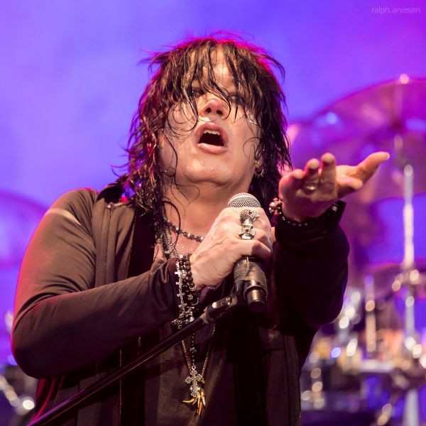 tom keifer of cinderella performing live on stage as solo act